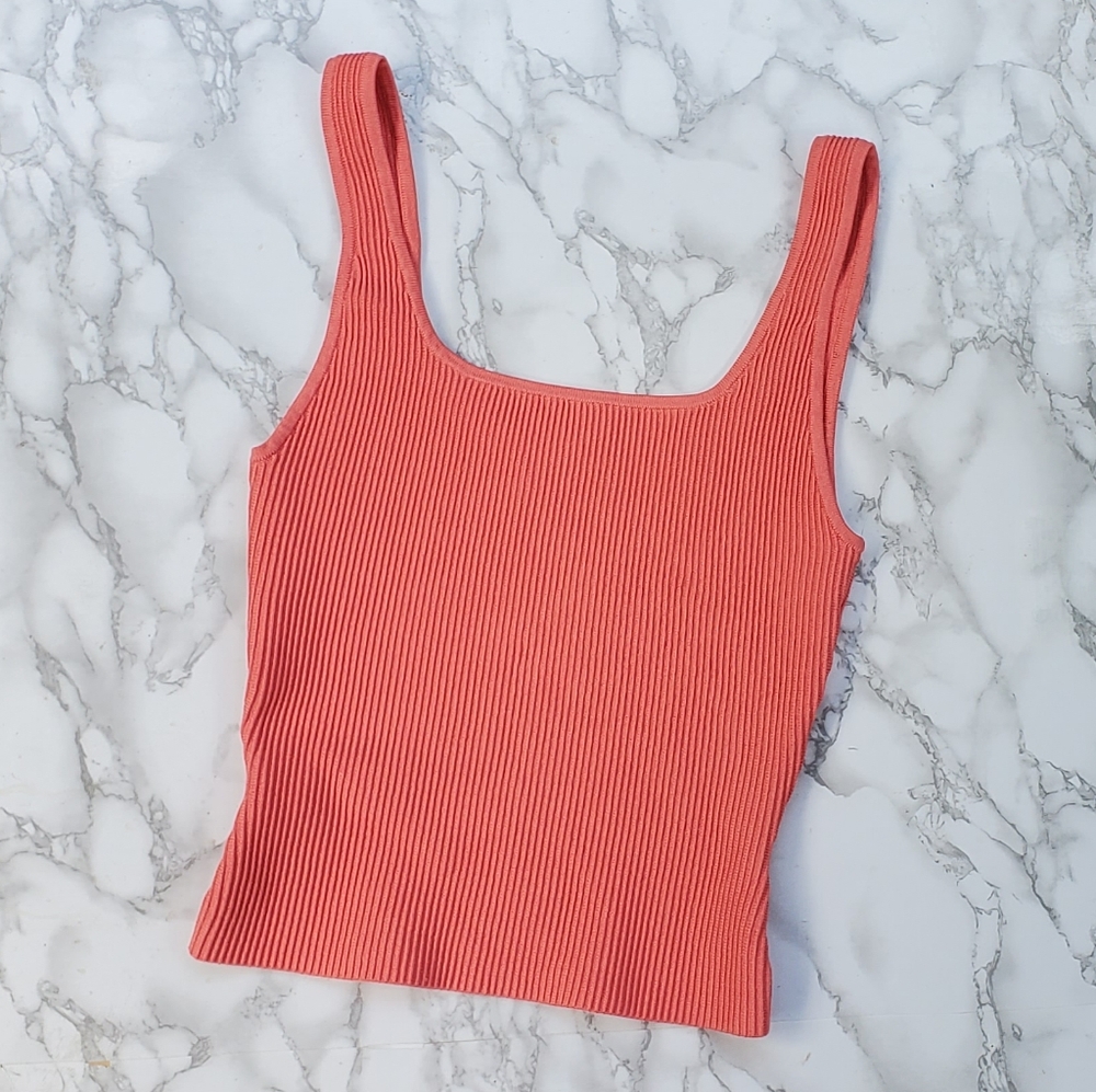 Babaton Coral Ribbed Tank Top - Square Neck - Size: S